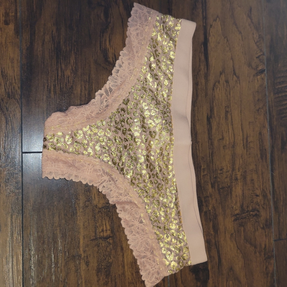 NWT PINK Cheeky panties